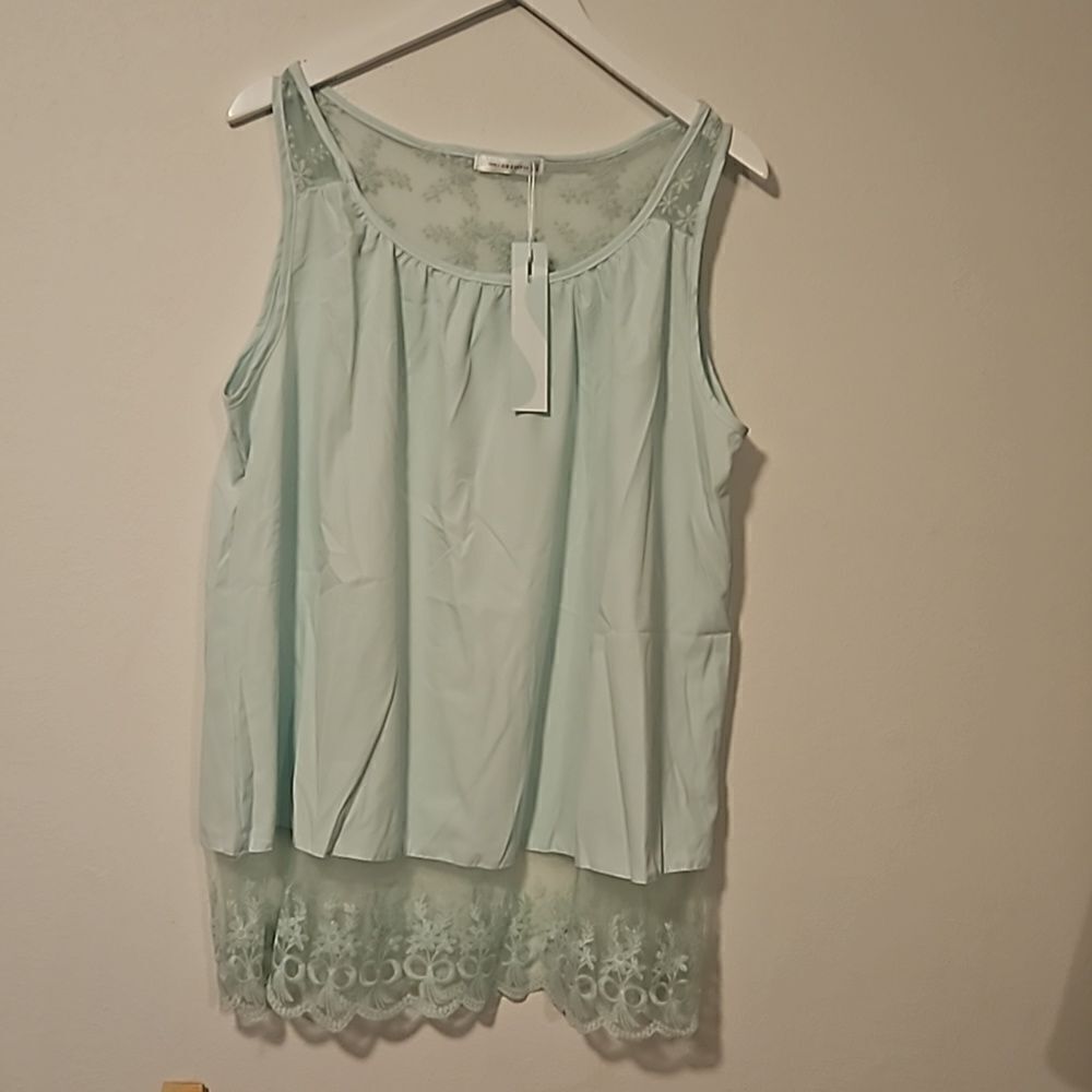 Dressfo woman sleeveless sleep top 14